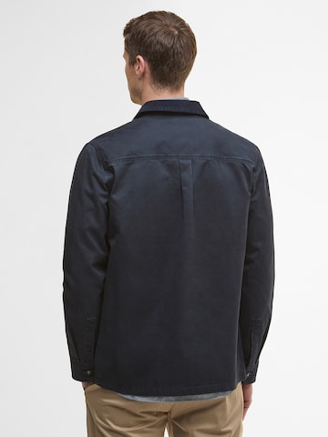Barbour Välikausitakki 'Lenker' värissä sininen