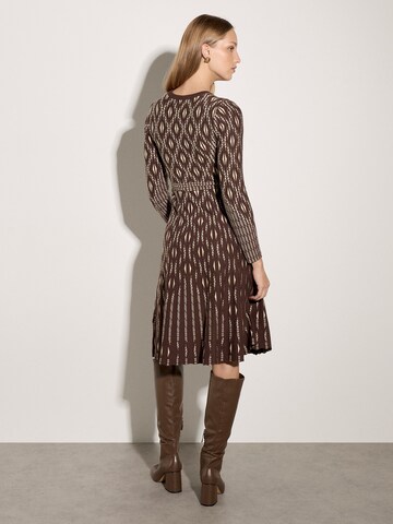 Apricot Dress ' Midikleid ' in Brown