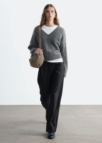 & Other Stories Wide leg Trousers in Black: front