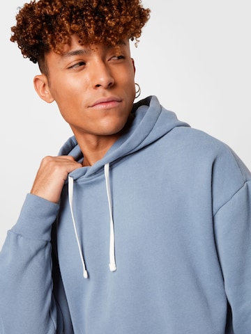 HOLLISTER Sweatshirt 'SPRING' in Blauw