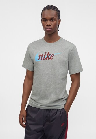 Nike Sportswear Paita värissä harmaa