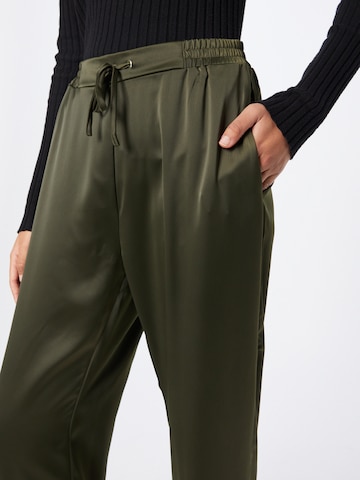 ABOUT YOU Tapered Broek 'Ramona' in Groen