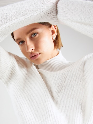 Noisy may Sweater 'NELLA' in White