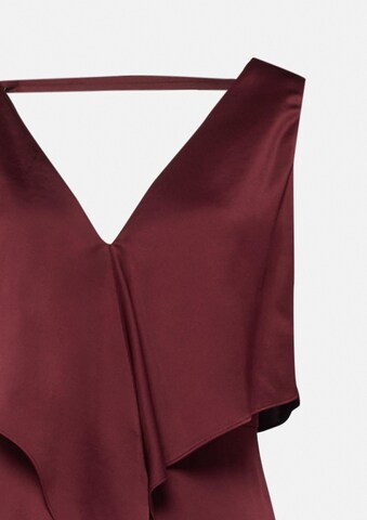 COMMA Avondjurk in Rood