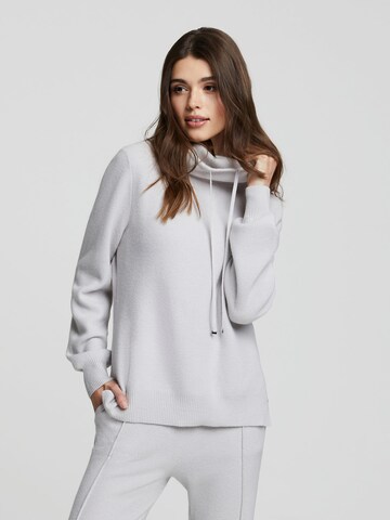 Marc & André Sweater in Grey: front