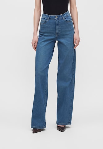 Vero Moda Tall Wide leg Jeans 'VMFLORA' in Blue: front