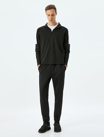 Koton Tapered Pants in Black