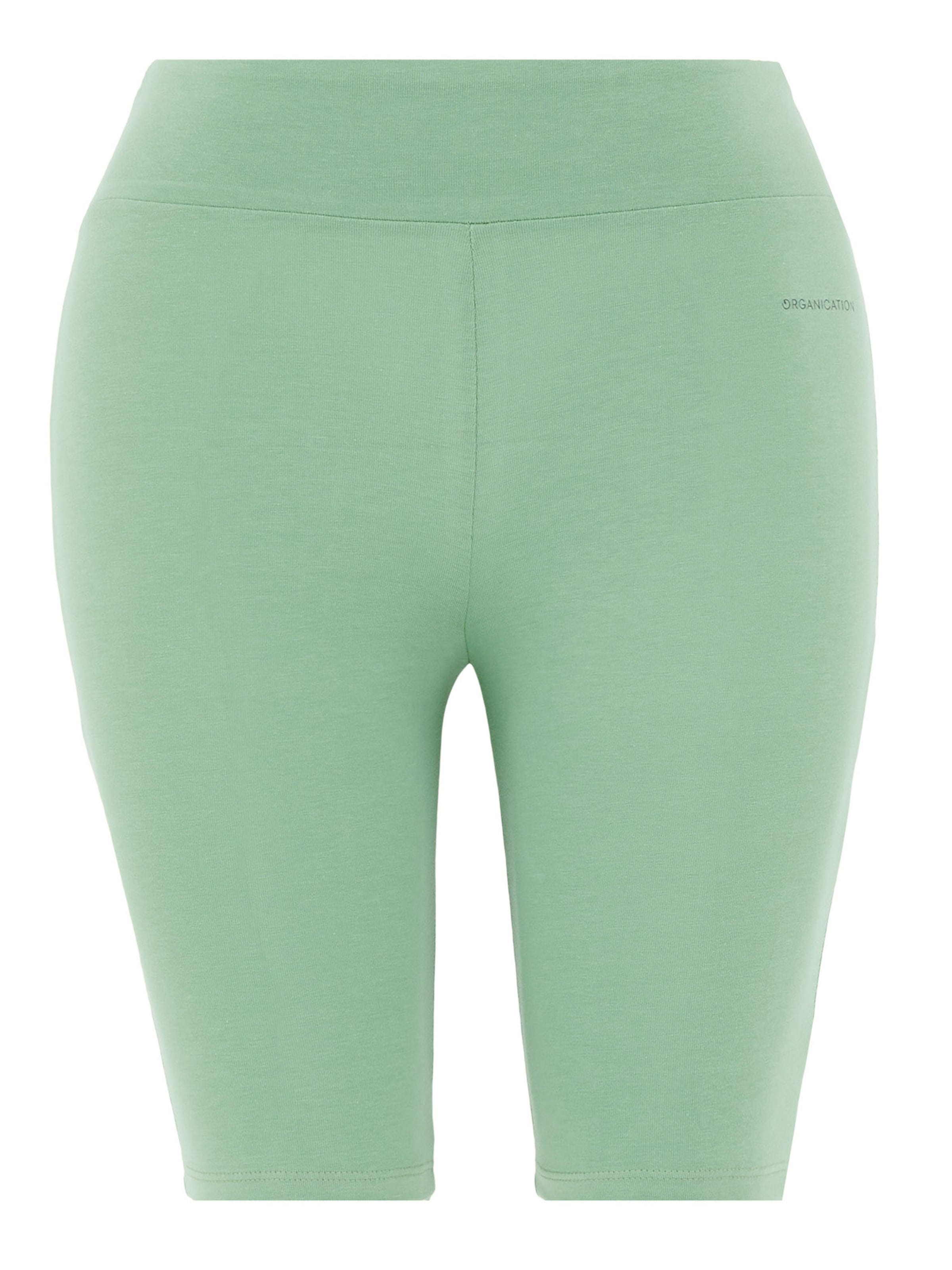 Organication Shorts in Grün: Vorderseite