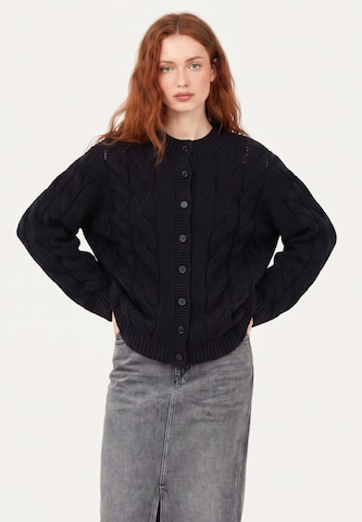 DreiMaster Vintage Knit Cardigan in Black: front