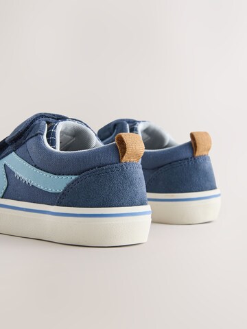 Baskets Next en bleu