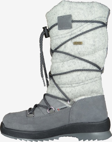 Après-ski 'Suri' Lackner en gris : devant