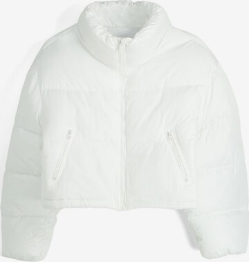 Veste mi-saison Bershka en blanc : devant