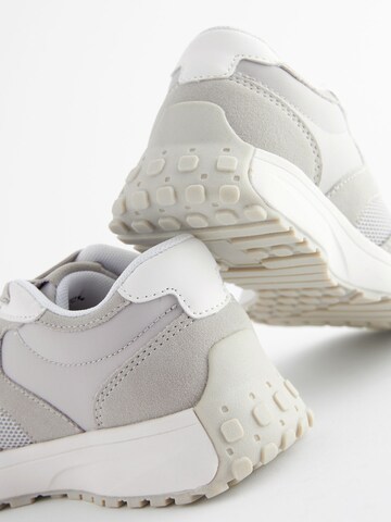 Baskets Next en gris
