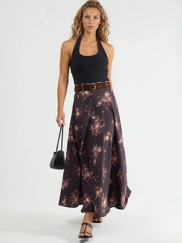 Qu Style Skirt in Brown