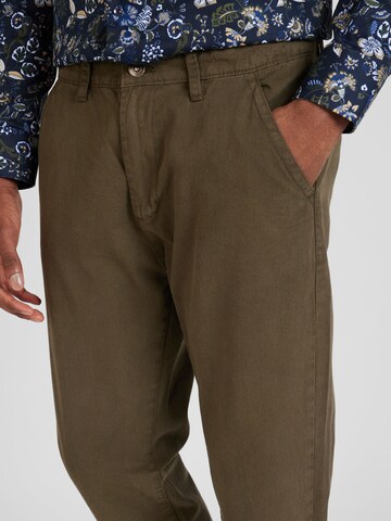 BURTON MENSWEAR LONDON - Regular Calças chino em verde