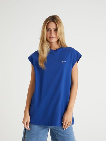 millane Shirt 'Gina' in Blauw: voorkant