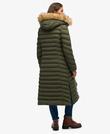 Superdry Tussenmantel in Groen