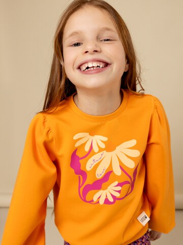 Looxs Revolution Sweatshirt in Oranje: voorkant