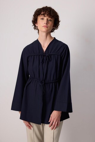 Touche Prive Sweater in Blue: front