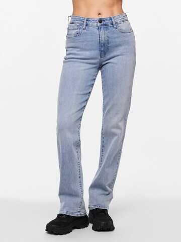 PIECES Regular Jeans 'KELLY' in Blauw: voorkant