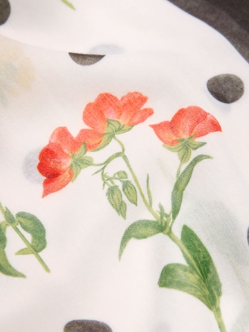 Écharpe love & roses en blanc