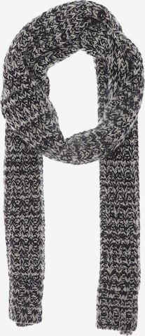 Closed Scarf & Wrap in One size in Black: front