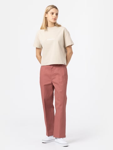 DICKIES Regular Pleated Pants '874 Cropped' in Pink