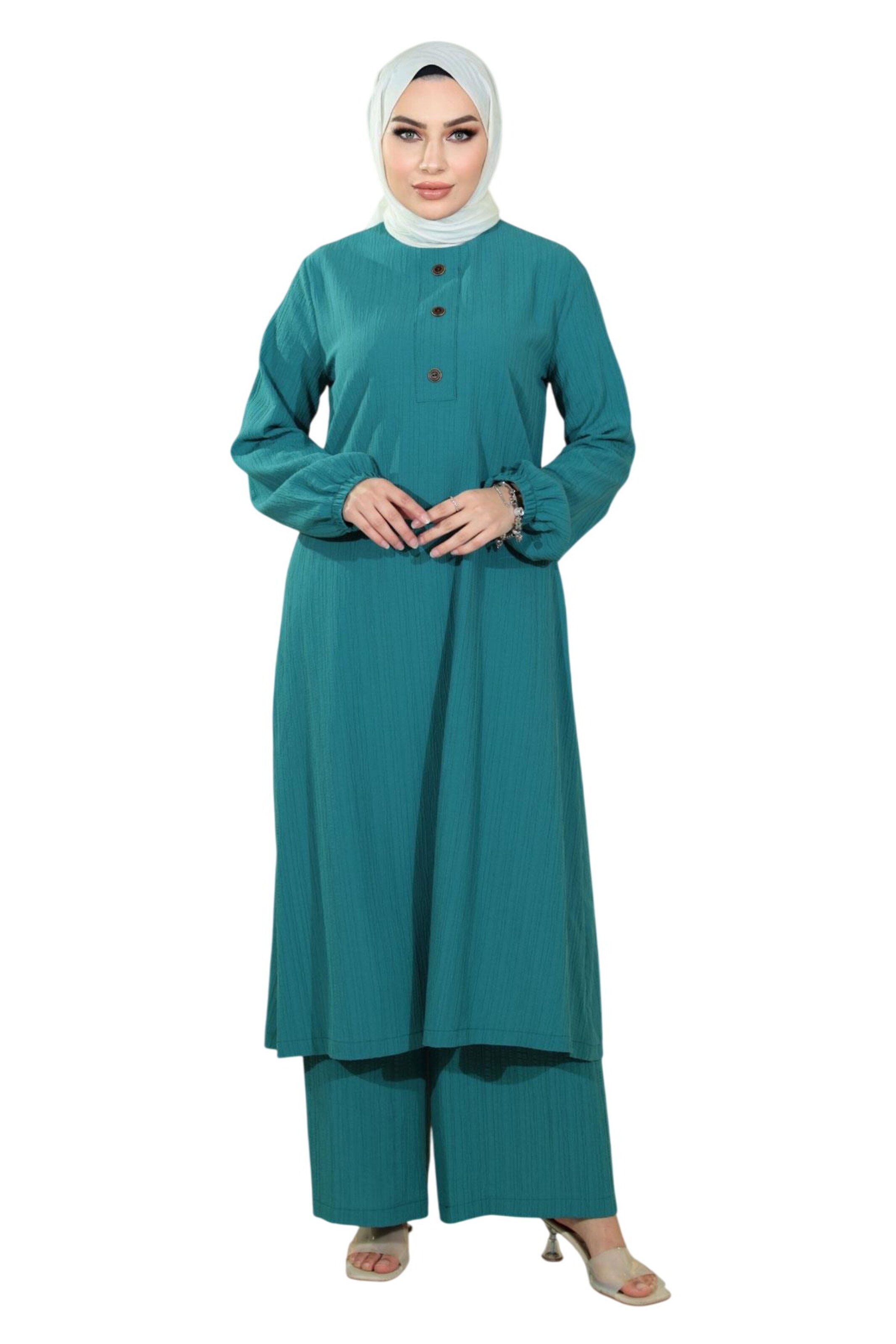 Pantalons de tailleur MODAMIHRAM en vert