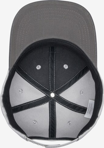 Cappello da baseball 'Dean Curved' di Johnny Urban in grigio