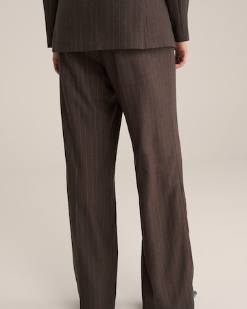 WE Fashion Regular Hose in Braun