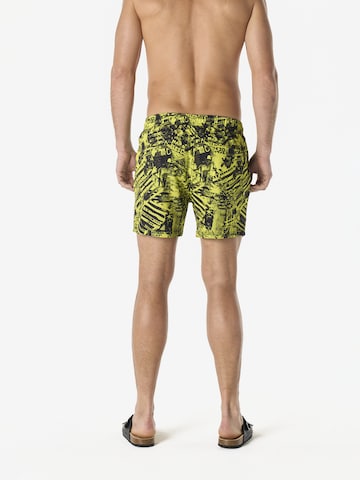 Shorts de bain KOROSHI en jaune