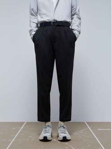 Scalpers Wide leg Pleat-front trousers 'Fancy V' in Grey