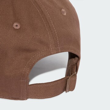 Cappello da baseball 'Everyday Icons' di ADIDAS ORIGINALS in marrone