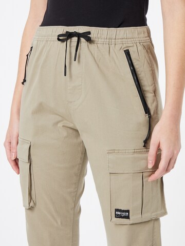 Effilé Pantalon cargo HOLLISTER en vert