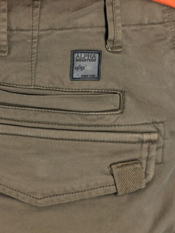ALPHA INDUSTRIES Regular Cargohose 'Spy Pant'‌‌‌ in Grün