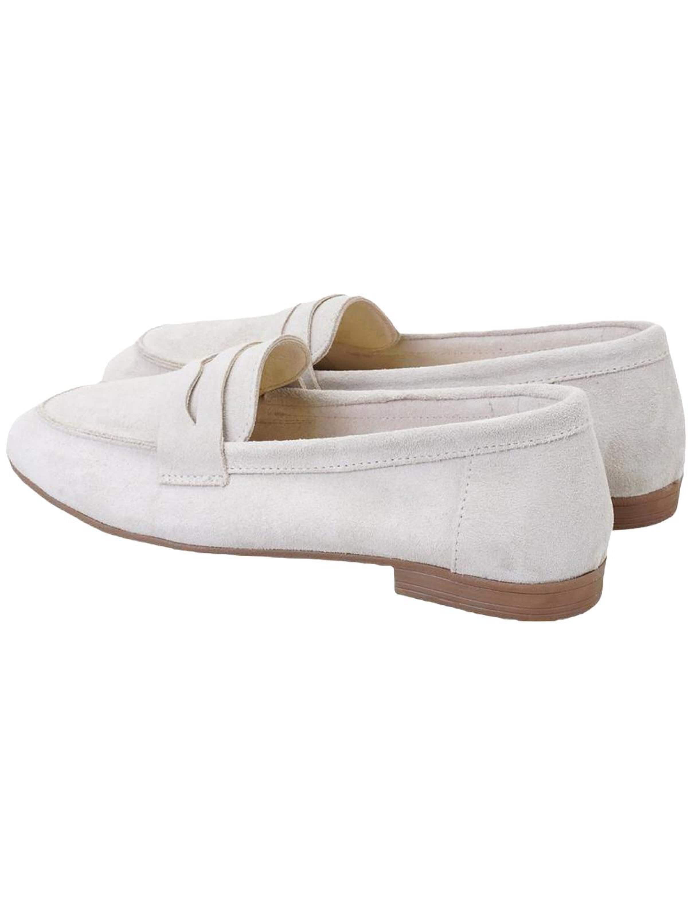 Desa Moccasins in Beige