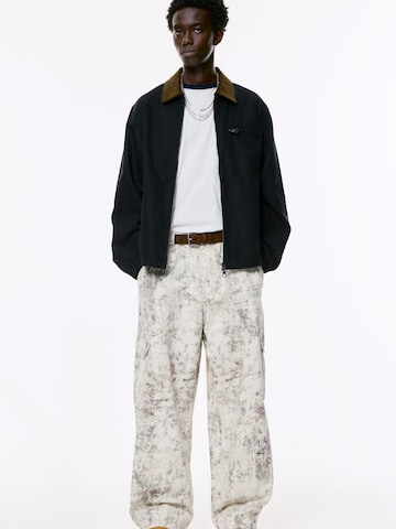 Pull&Bear Overgangsjakke i sort: forside