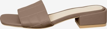 VERO MODA Mules 'TUA' in Brown: front