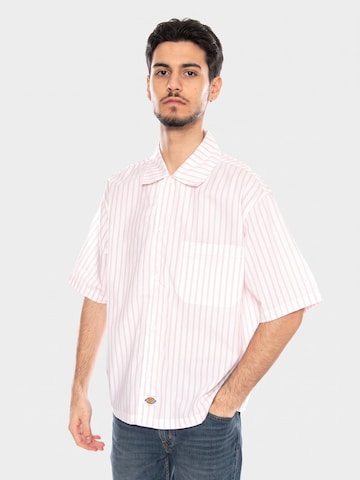 Comfort fit Camicia 'Venedocia Stripe Shirt White Stripe' di DICKIES in bianco: frontale