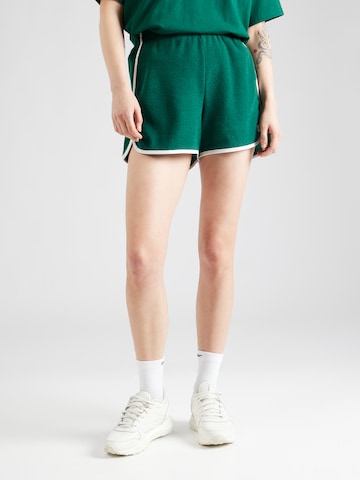 regular Pantaloni 'SILO 4' di Reebok in verde: frontale