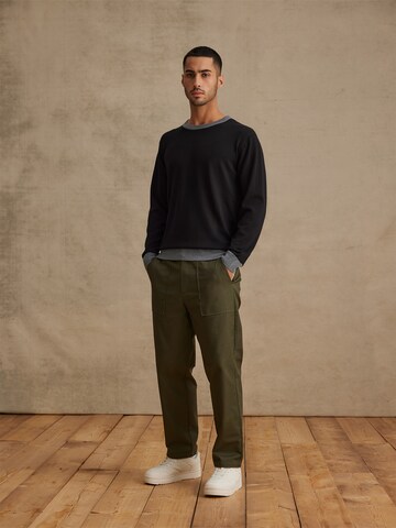 DAN FOX APPAREL Pullover 'Lars' i sort: forside