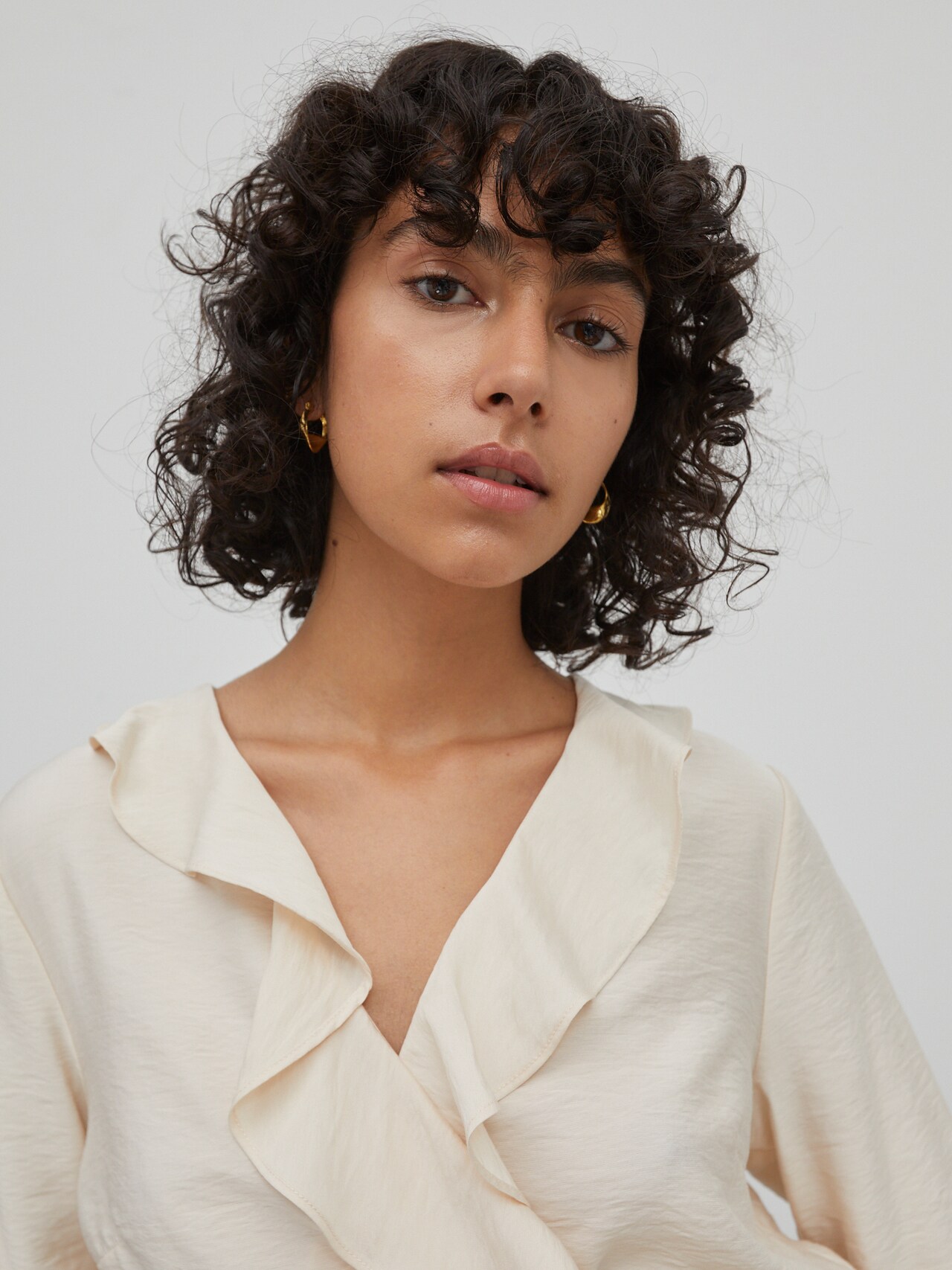 EDITED Bluse 'Skyler' beige