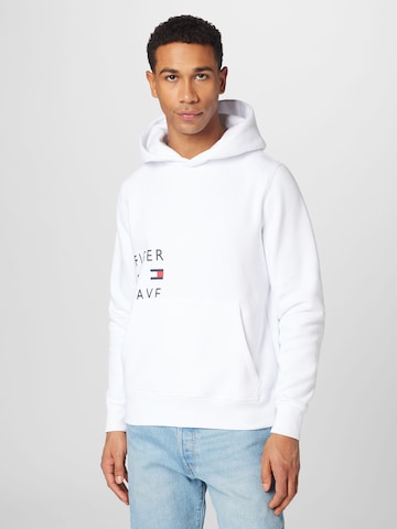 Sweat-shirt TOMMY HILFIGER en blanc : devant