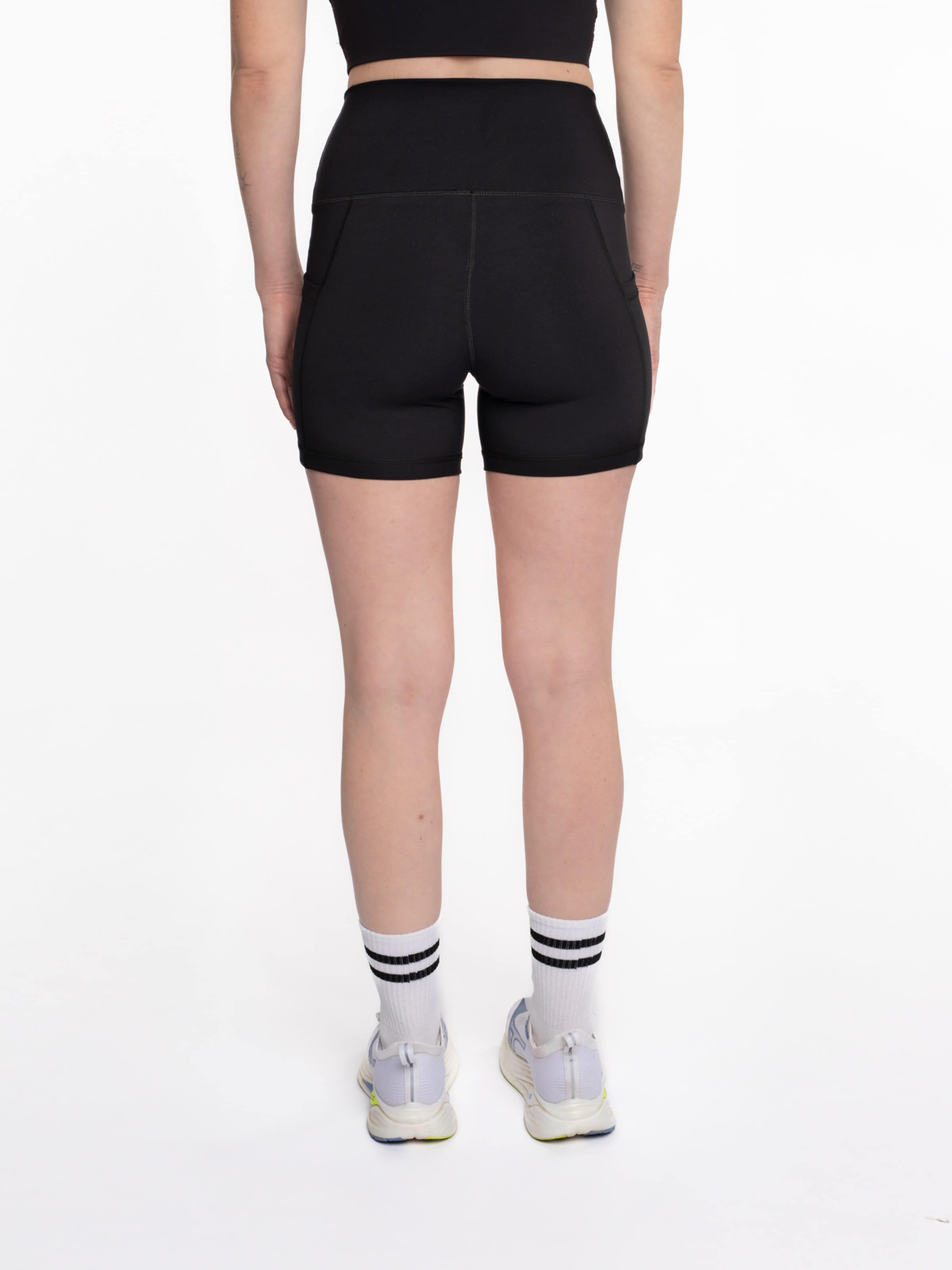 mymotus Normální Sportovní kalhoty 'mymotus®, ladies performance shorts, RW61' – černá
