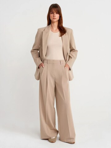 Dilvin Top in Beige