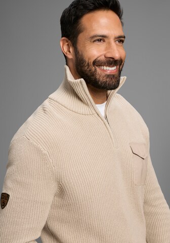 H.I.S EM Sweater in Beige