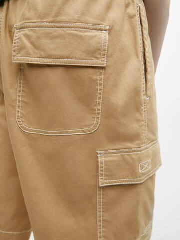 Pull&Bear Loose fit Cargo trousers in Beige