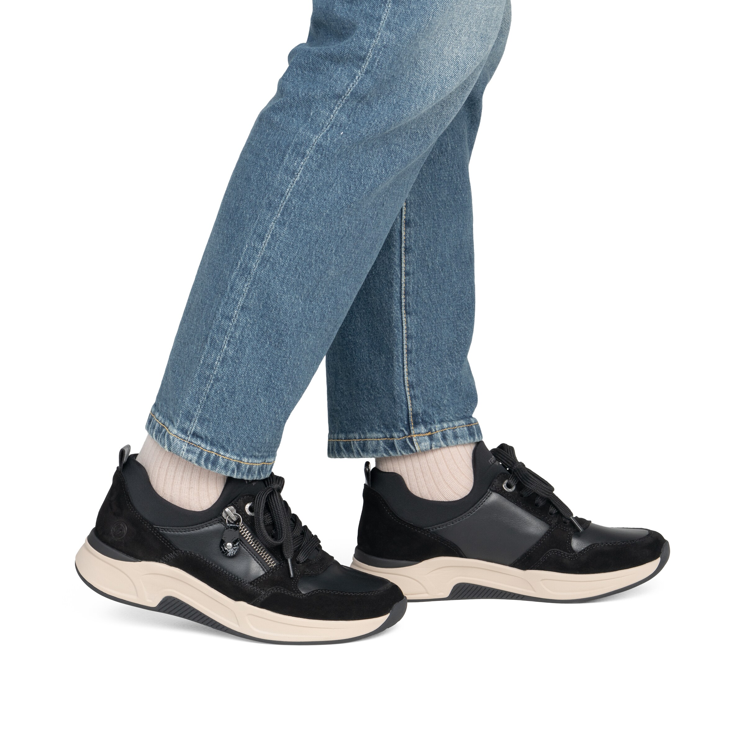 REMONTE Sneakers in Black