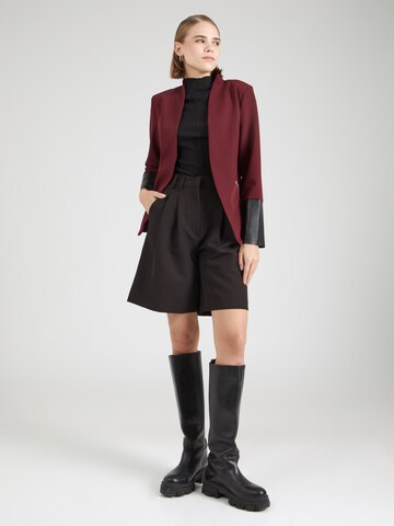 Blazer 'Silvia' di ABOUT YOU in rosso