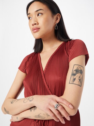 ABOUT YOU Shirt 'Elonie' in Rot